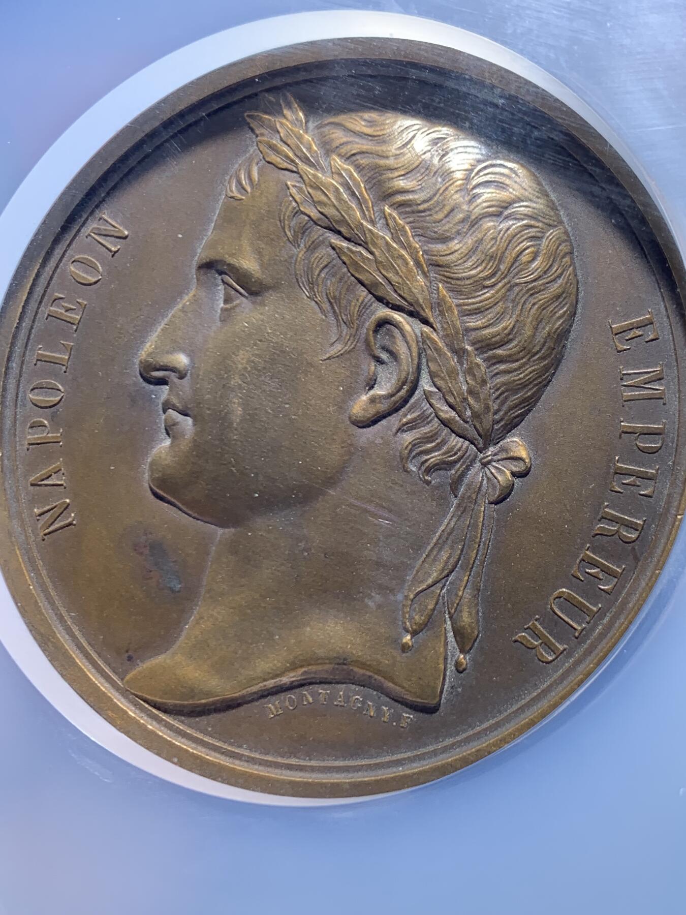 《竞宝斋》第467场 周日，周一 2场连拍 （全场包邮）欢迎送拍 NGC MS62BN 法国1840年拿破仑遗骸从圣赫勒拿岛迁回巴黎荣军院安葬纪念铜章 后铸版 加大加厚盒