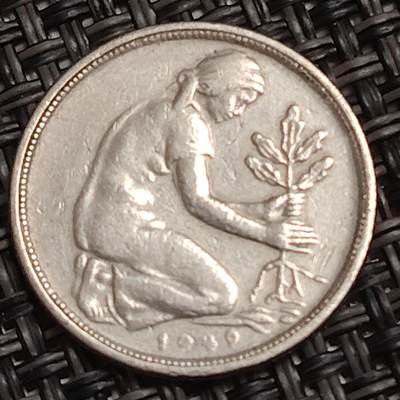 布加迪🐬～世界钱币(上海)🌾第 278 期 /  各国套币和散币 - 德国🇩🇪 1949年 50芬尼～C1