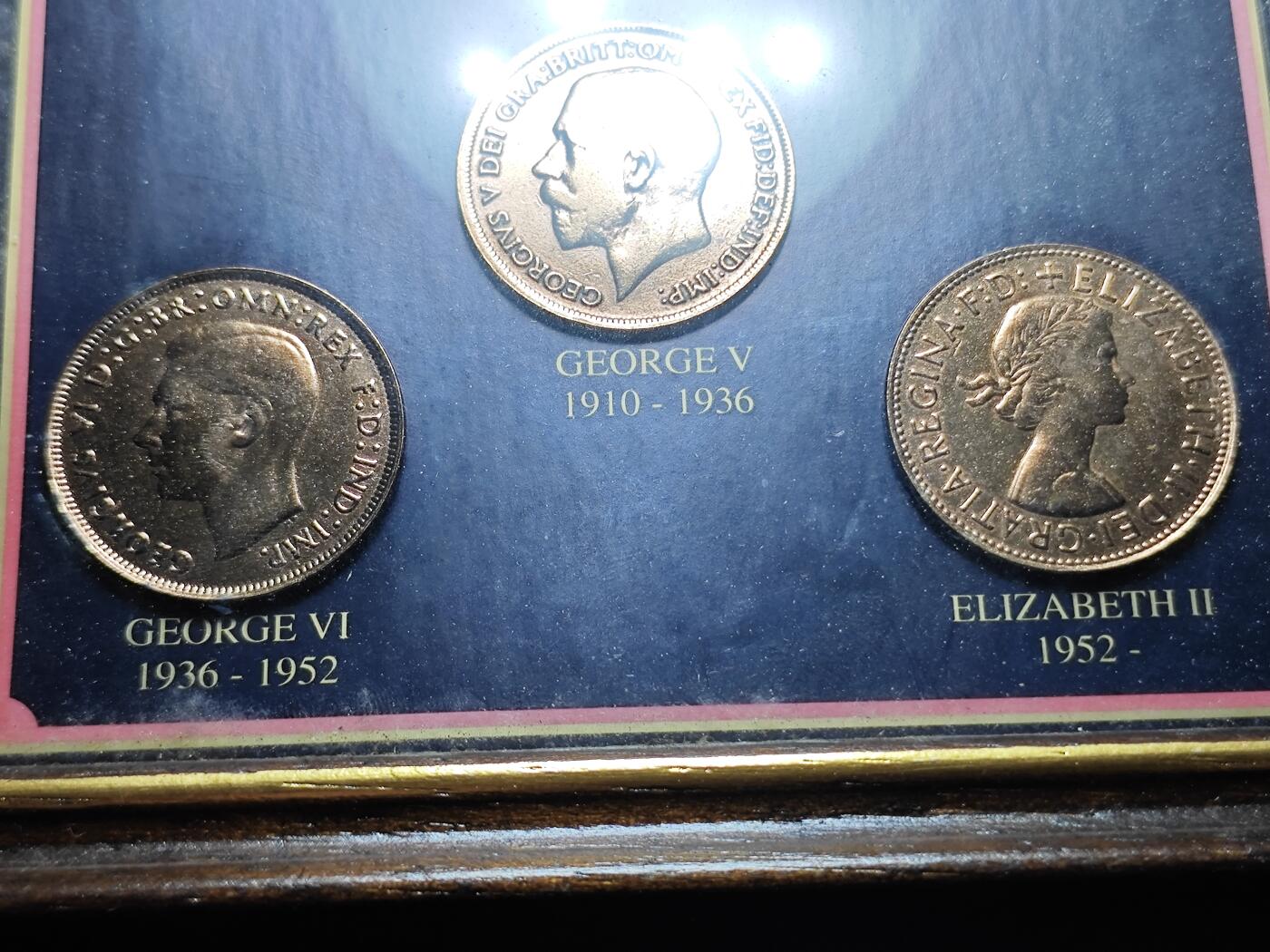 KK钱币收藏小铺   套币 批量/好品散币专场 2月预留时间 周末发货  英国硬币挂件