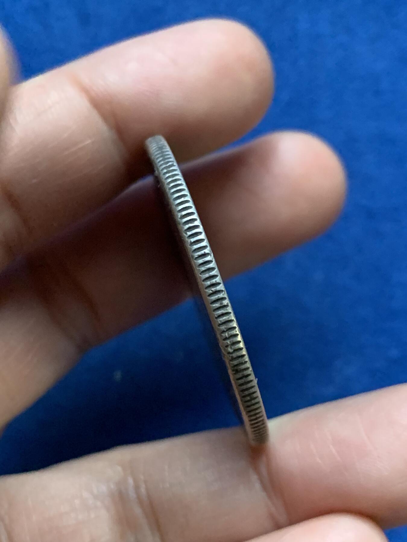 《竞宝斋》第467场 周日，周一 2场连拍 （全场包邮）欢迎送拍 真银假币 民国 1934年 壹元 二十三年船洋 银币 26.7克 边缘有磕 点测约97%银