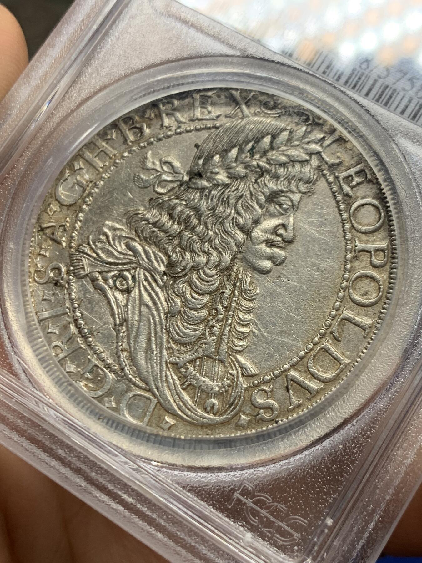 《竞宝斋》第467场 周日，周一 2场连拍 （全场包邮）欢迎送拍 唯一亚军分 PCGS AU58 神圣罗马帝国 1671年 利奥波德一世 猪嘴泰勒大银币 双面深打 这个时期的工艺有这个状态确实不易 加厚盒装