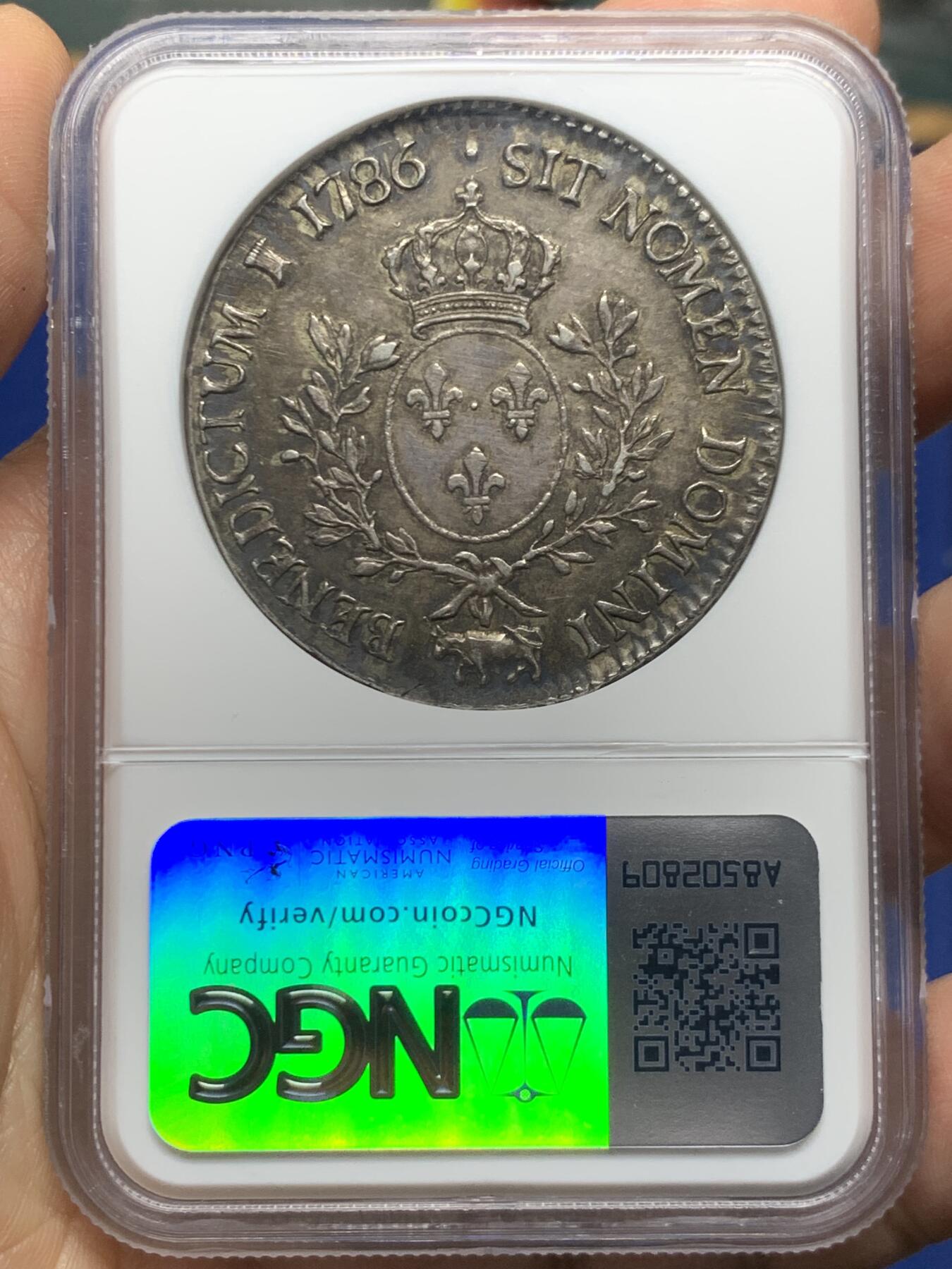 《竞宝斋》第467场 周日，周一 2场连拍 （全场包邮）欢迎送拍 NGC MS62 深彩法国1786年（COW）路易十六1埃居大银币，COW奶牛标少见，贝恩省造