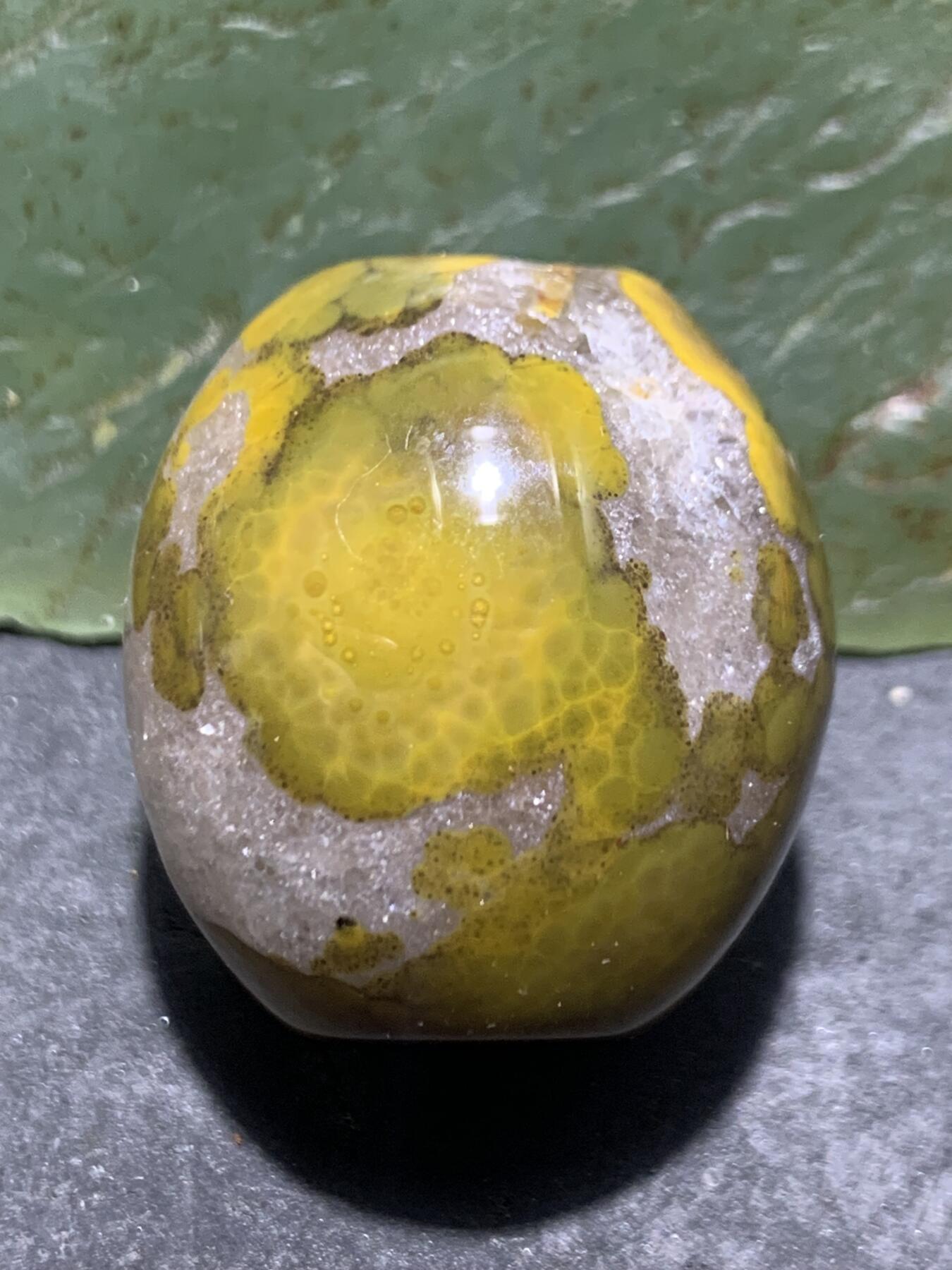 冰飘鱼籽纹战国红玛瑙勒子一颗！