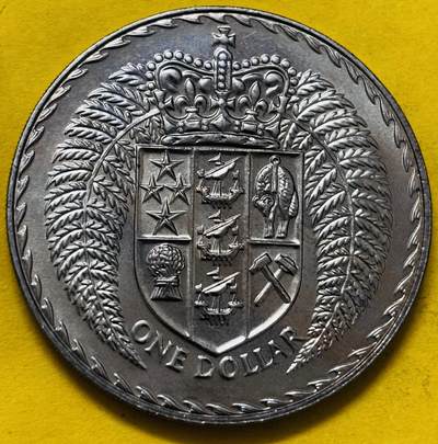 文馨钱币收藏第 295 场，（元宵场）各种银币散币纪念章，长期接代拍业务 - 全新 1976 年新西兰克朗型一元