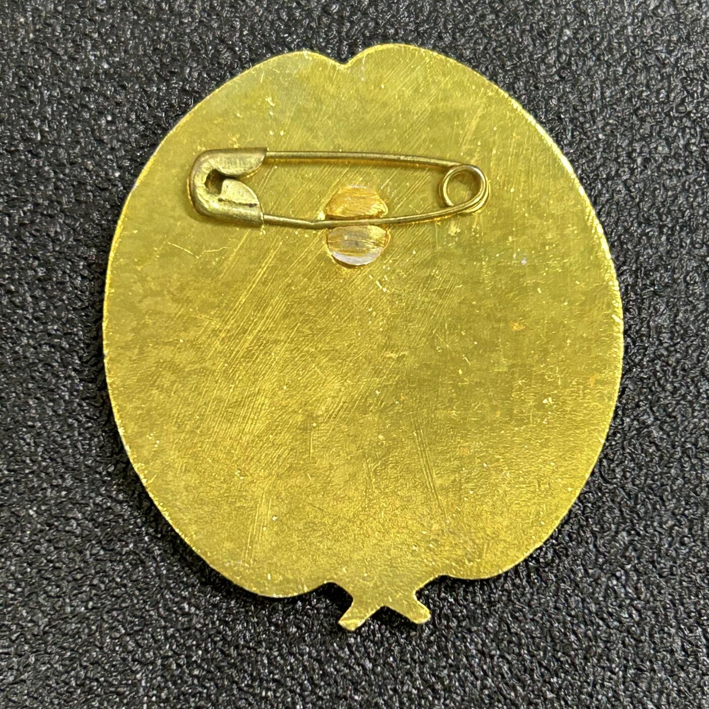 西秦中古拍卖第七十九期  越南胡志明老战士证章