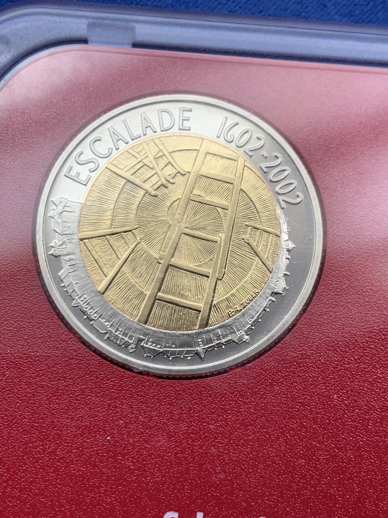 《竞宝斋》第467场 周日，周一 2场连拍 （全场包邮）欢迎送拍 瑞士 2002年 少见 原装塑盒 全套9枚 带双金属 套币