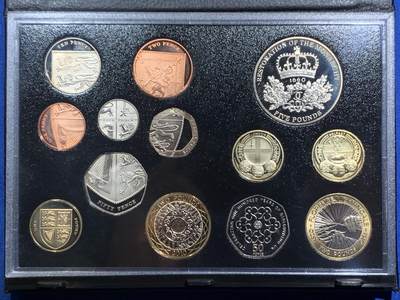 《竞宝斋》第467场 周日，周一 2场连拍 （全场包邮）欢迎送拍 - 英国2010官方精制套币 盒证全