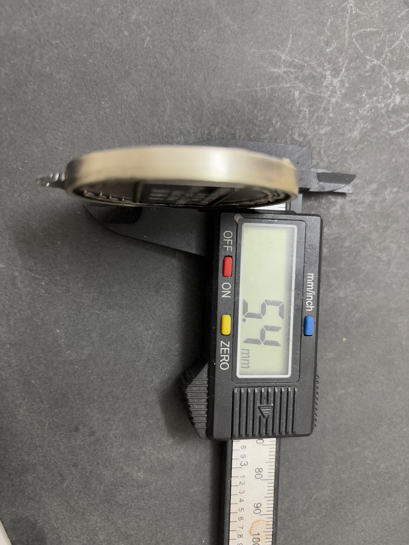 文馨钱币收藏第 295 场，（元宵场）各种银币散币纪念章，长期接代拍业务 日本平成七年交通安全协会西目町支部准优胜大型纪念章