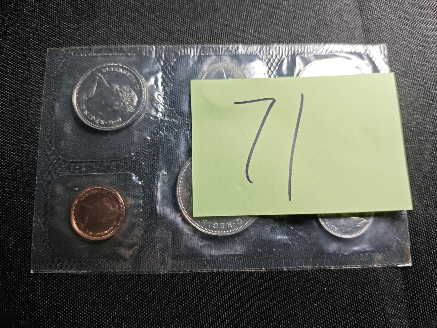 KK钱币收藏小铺   套币 批量/好品散币专场 2月预留时间 周末发货  1971加拿大大小面值清年一套 含1元纪念币