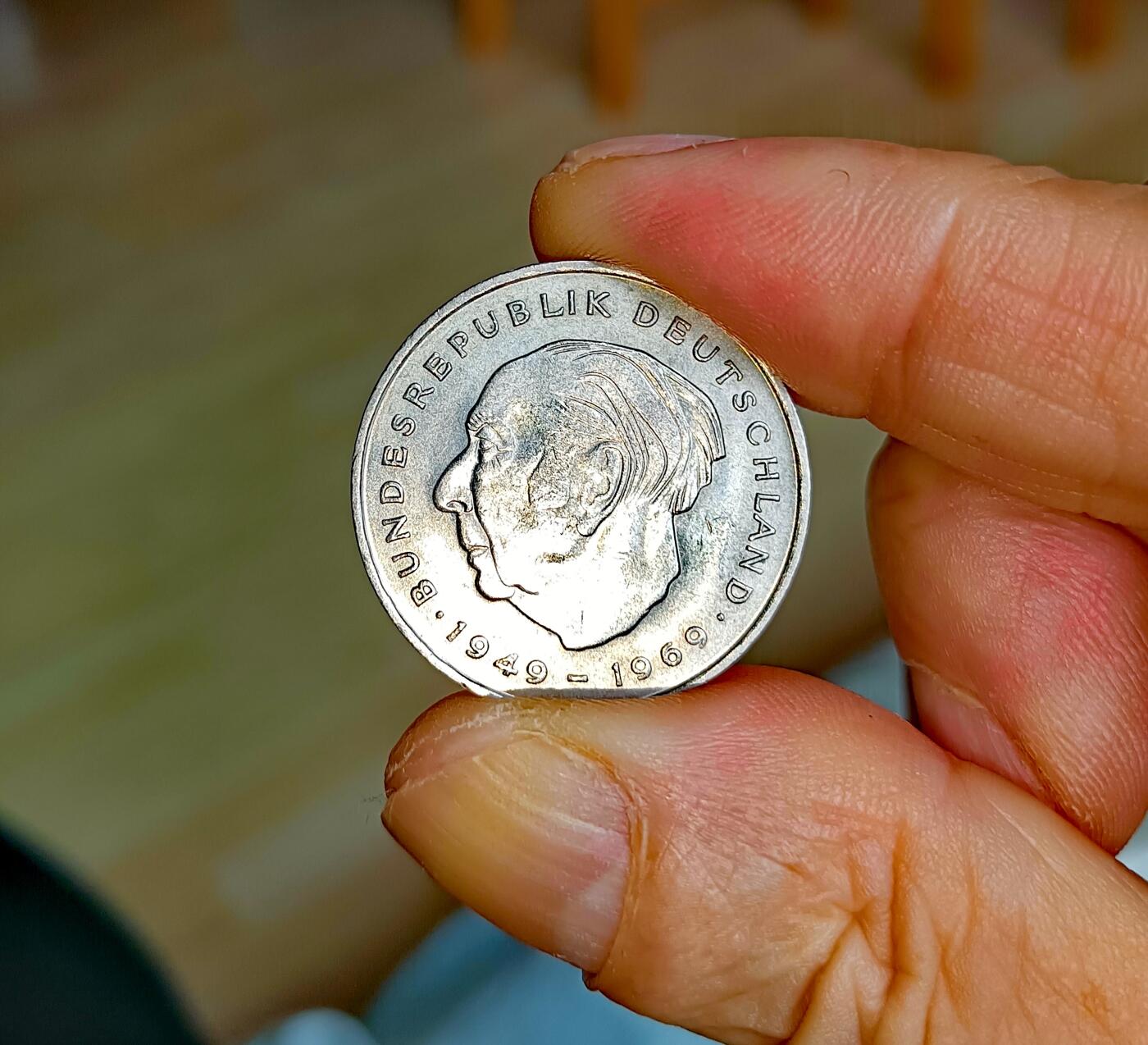 联邦德国1970--1978年首任总统豪斯头像2马克难遇全新原光靓品纪念币12枚一组