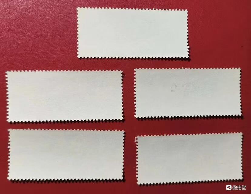 1974年“大寨红旗”邮票1套5枚。