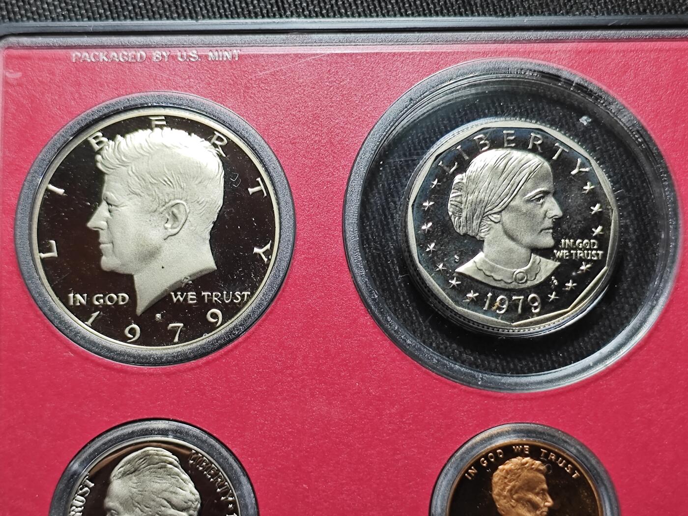 KK钱币收藏小铺   套币 批量/好品散币专场 2月预留时间 周末发货   1979美国大小面值清年精制套币 含苏珊一元精制币