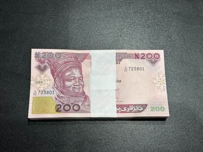 《外钞收藏家》第六百一十四期（精选场）（长期征集拍品、欢迎藏友们联系合作） - 2025年尼日利亚200奈拉 标准100连号 全新 尾801-900