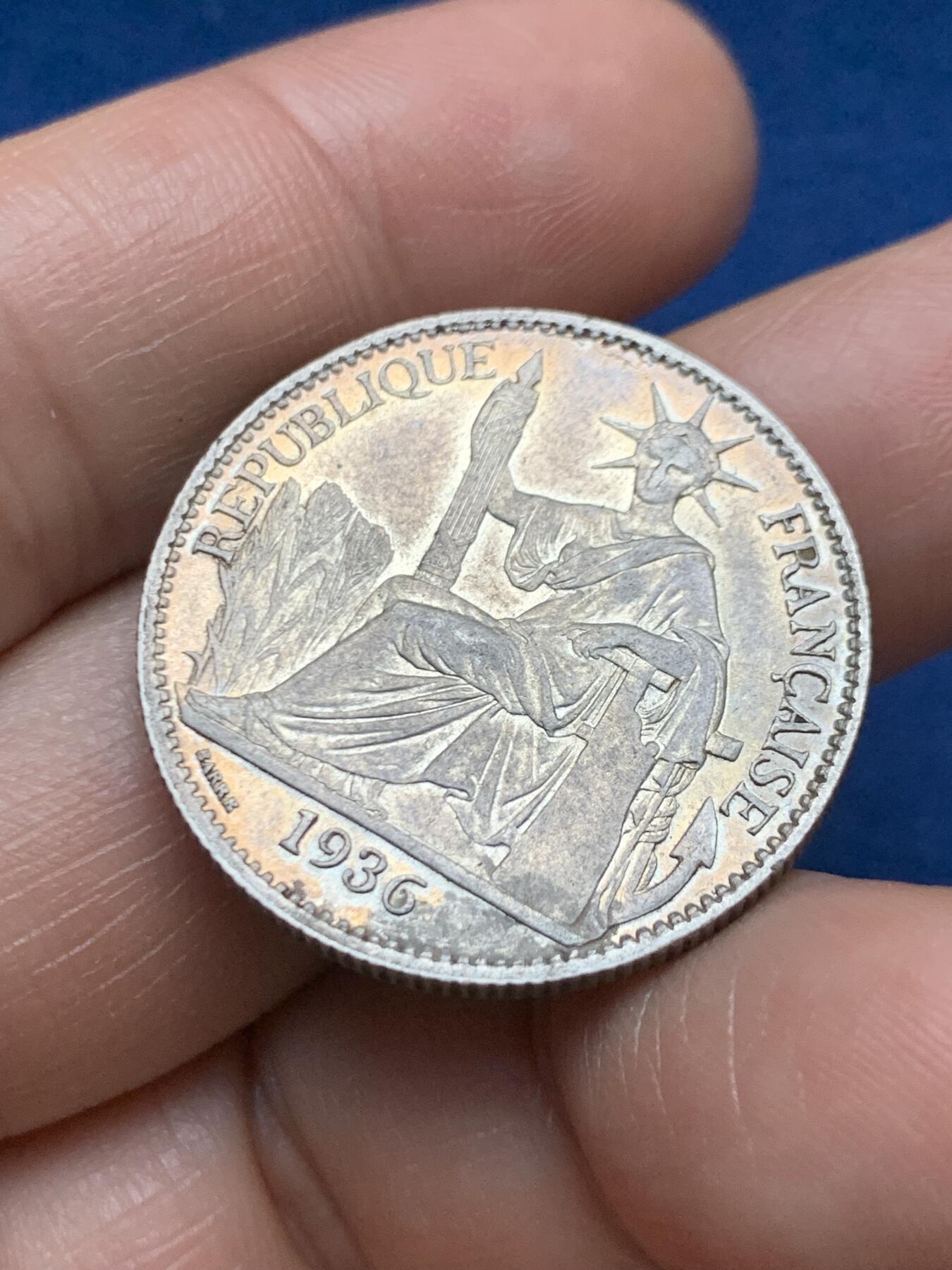 《竞宝斋》第467场 周日，周一 2场连拍 （全场包邮）欢迎送拍 法属印支1936年坐洋50分 带光好品