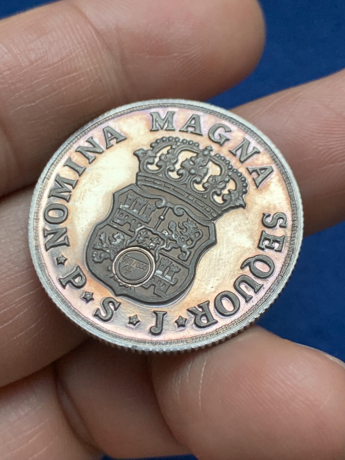 《竞宝斋》第467场 周日，周一 2场连拍 （全场包邮）欢迎送拍 西班牙复古银章 9.8克 30.2mm