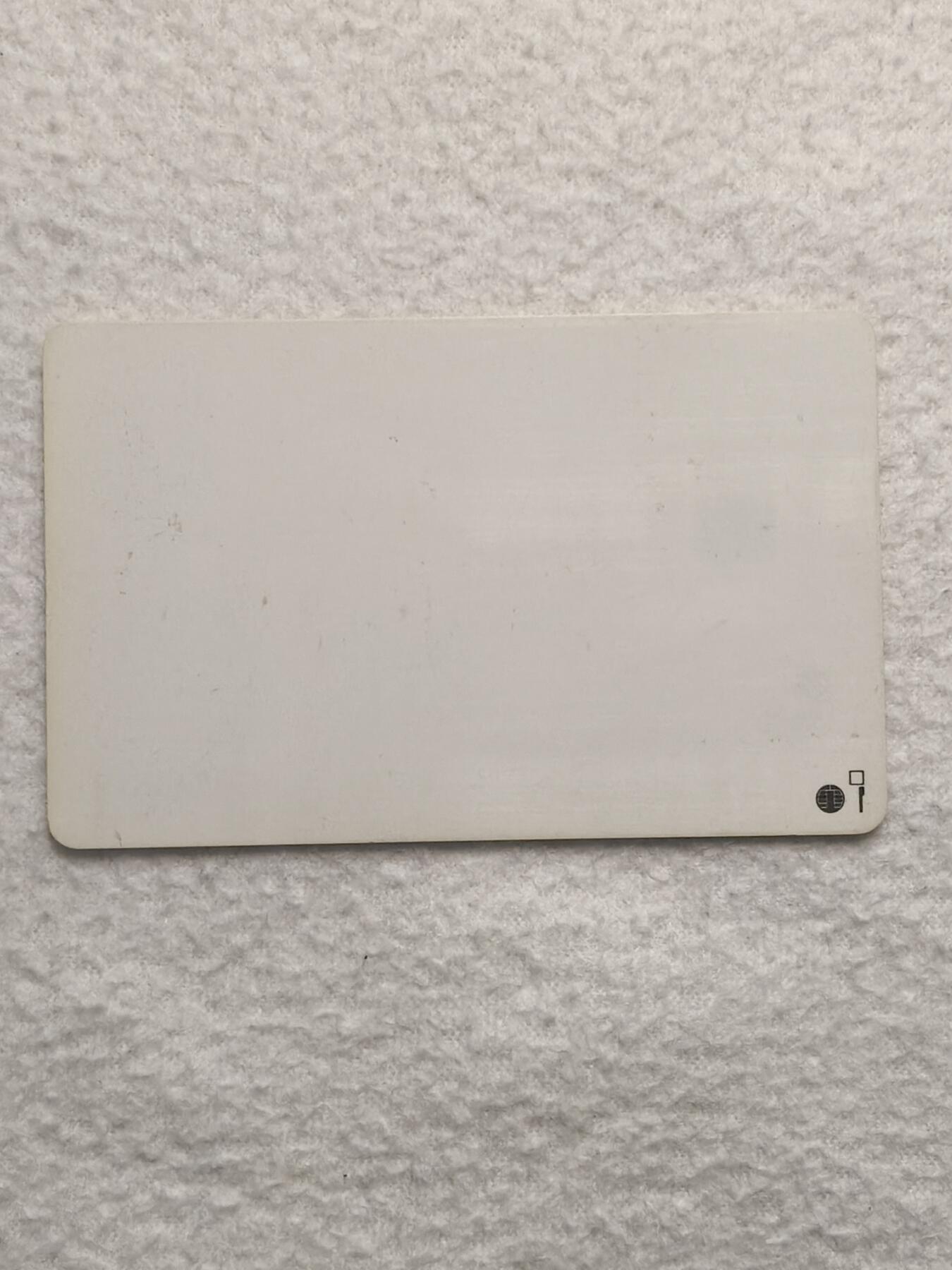 易卡拍卖第79期《手机卡专场》 广东：双面白底文字（大卡）。品相如图所示！（卡友出品。爱心义拍。）