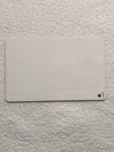 易卡拍卖第79期《手机卡专场》 广东：双面白底文字（大卡）。品相如图所示！（卡友出品。爱心义拍。）