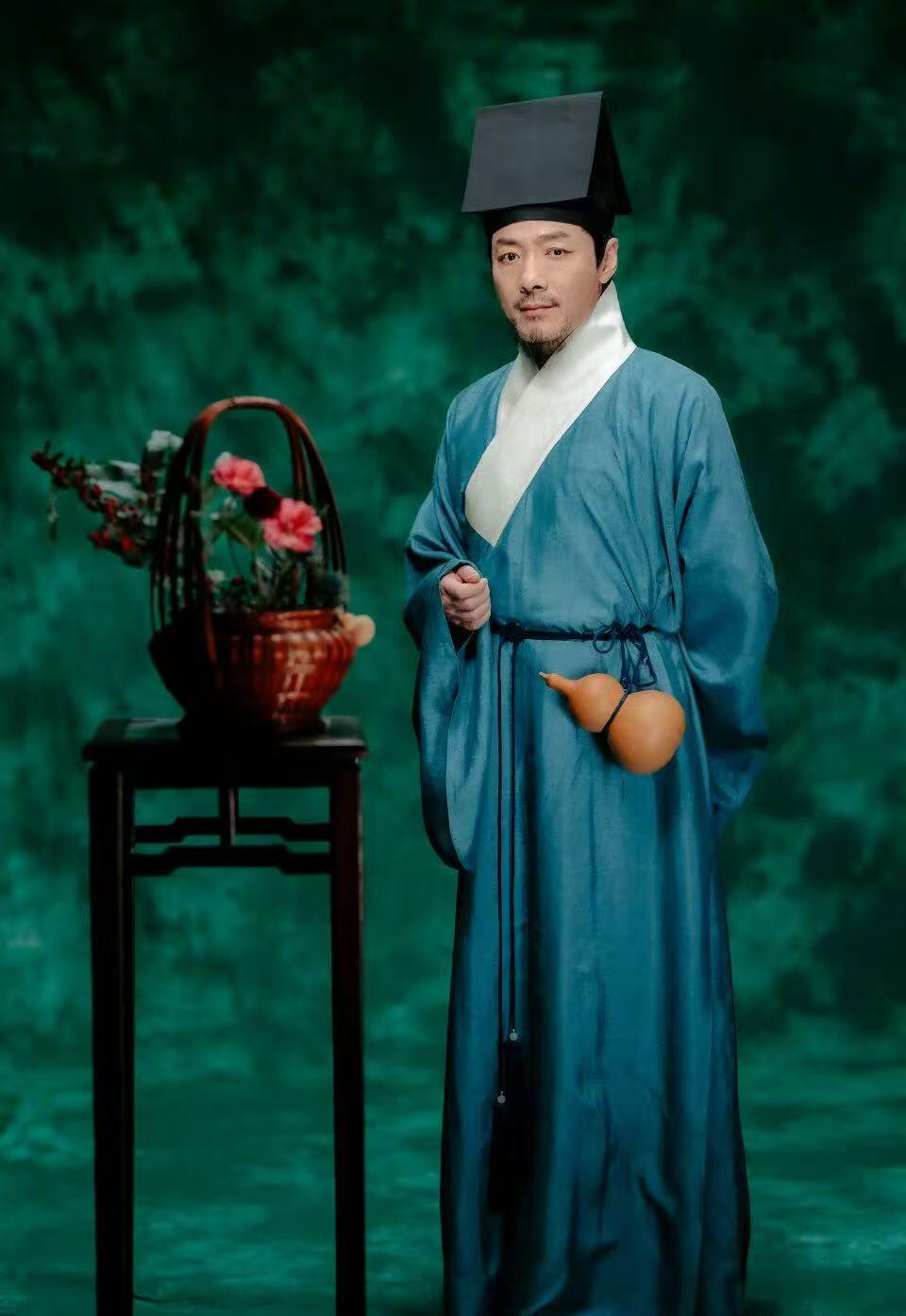 零元拍：没过十五都是年！祖峰签名2026马年春晚《贺花神》七月蜀葵花神春帖，继续祝您“节日快乐”！！