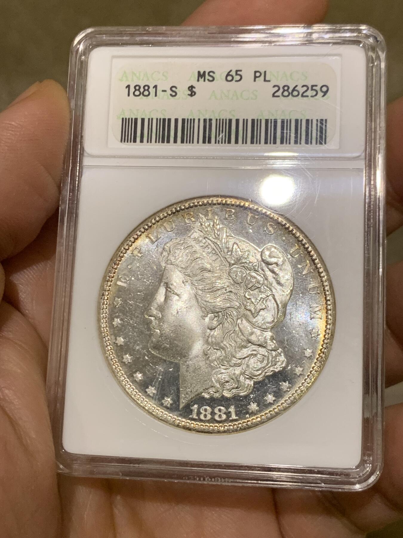 《竞宝斋》第467场 周日，周一 2场连拍 （全场包邮）欢迎送拍 ANACS MS65PL 美国 1881年 摩根一美元银币 绝版小白盒 严评品质 可搏N/P更高分 超强镜面底板 PL中的战斗机