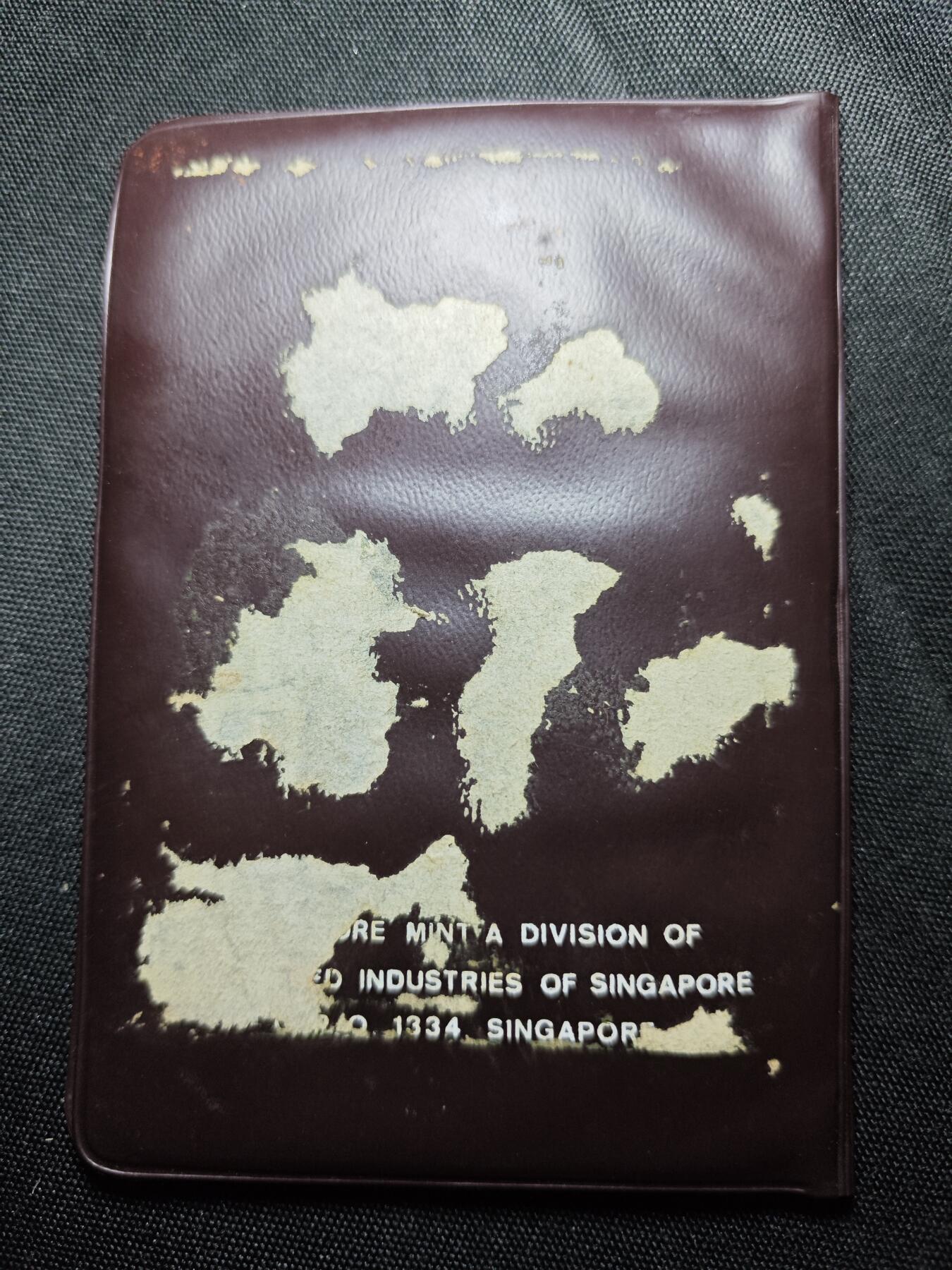 KK钱币收藏小铺   套币 批量/好品散币专场 2月预留时间 周末发货  1973新加坡动物版大小面值清年一套 有粘胶点点破损