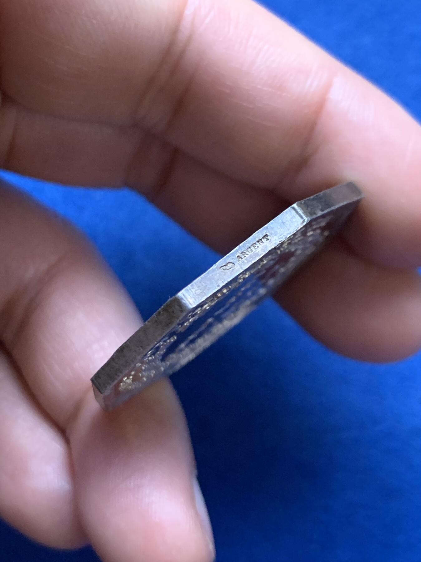 《竞宝斋》第467场 周日，周一 2场连拍 （全场包邮）欢迎送拍 1843年法国雄鹰火灾保险公司银质代币，直径：36.1mm，重量：20.9g，丰饶角银标边铭。