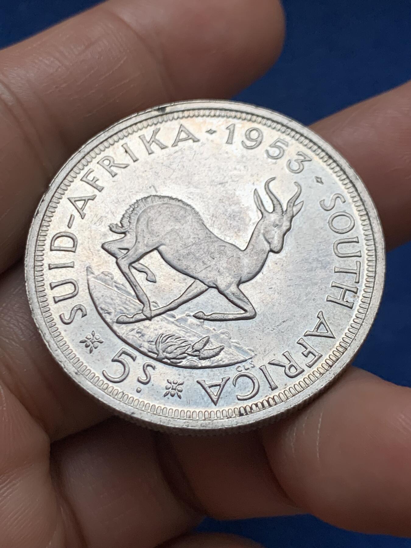 《竞宝斋》第467场 周日，周一 2场连拍 （全场包邮）欢迎送拍 南非1953年羚羊5先令银币