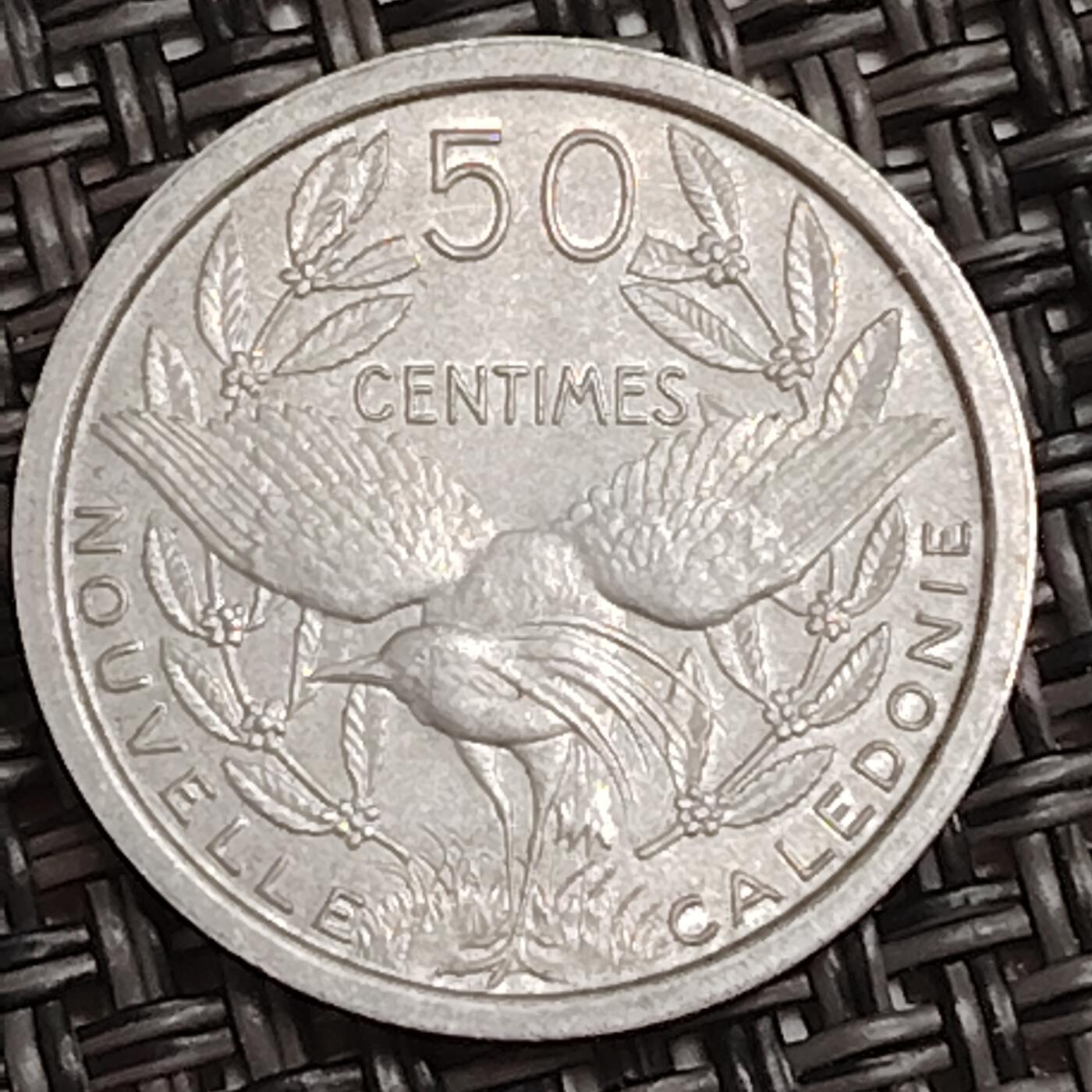 布加迪🐬～世界钱币(上海)🌾第 278 期 /  各国套币和散币 新客里多尼亚 1949年 50分铝币 ～C1