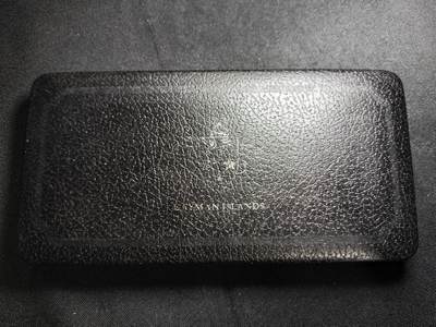 KK钱币收藏小铺   套币 批量/好品散币专场 2月预留时间 周末发货 -  1974开曼群岛铜镍精制套币