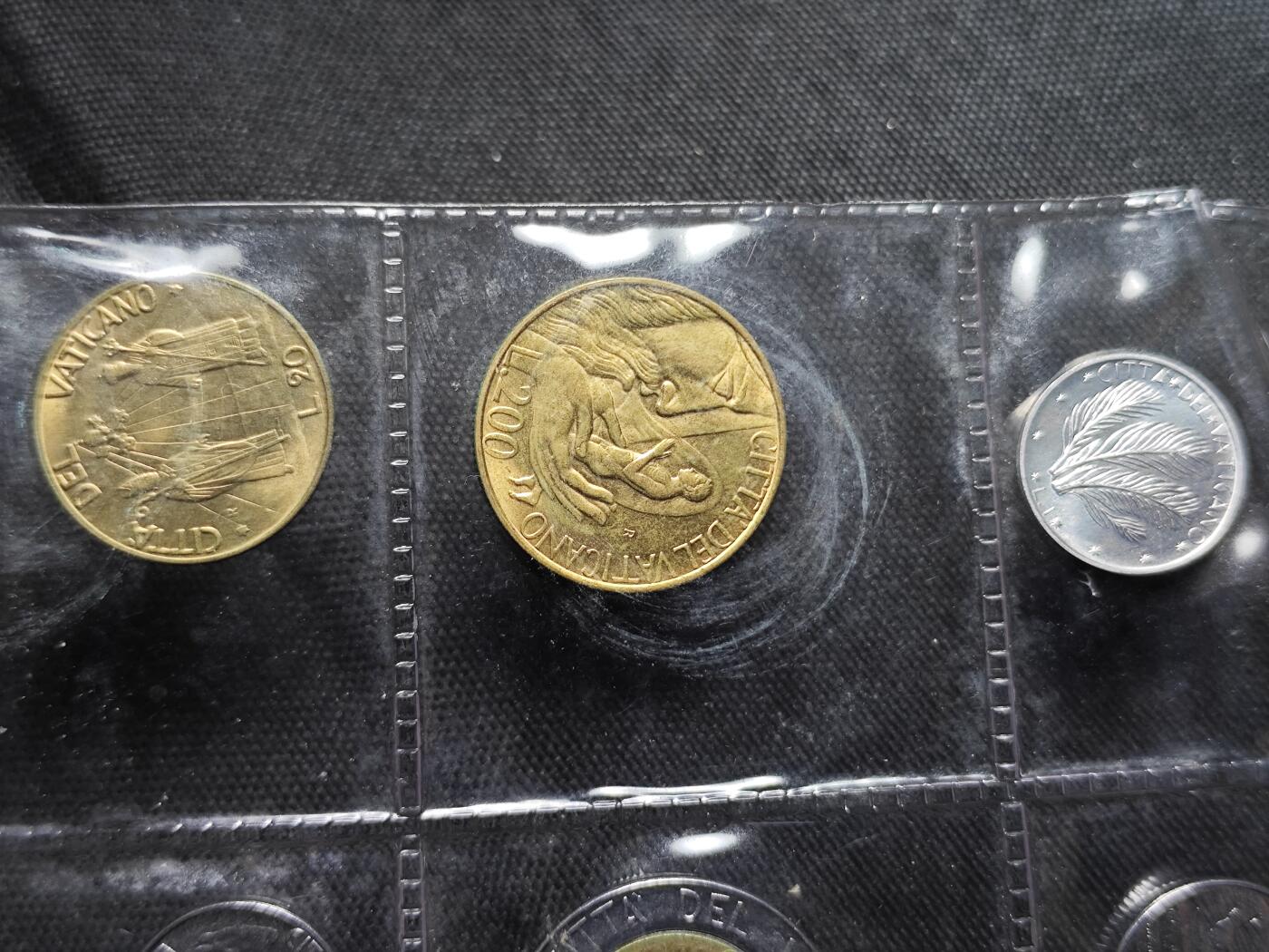 KK钱币收藏小铺   套币 批量/好品散币专场 2月预留时间 周末发货  梵蒂冈套币