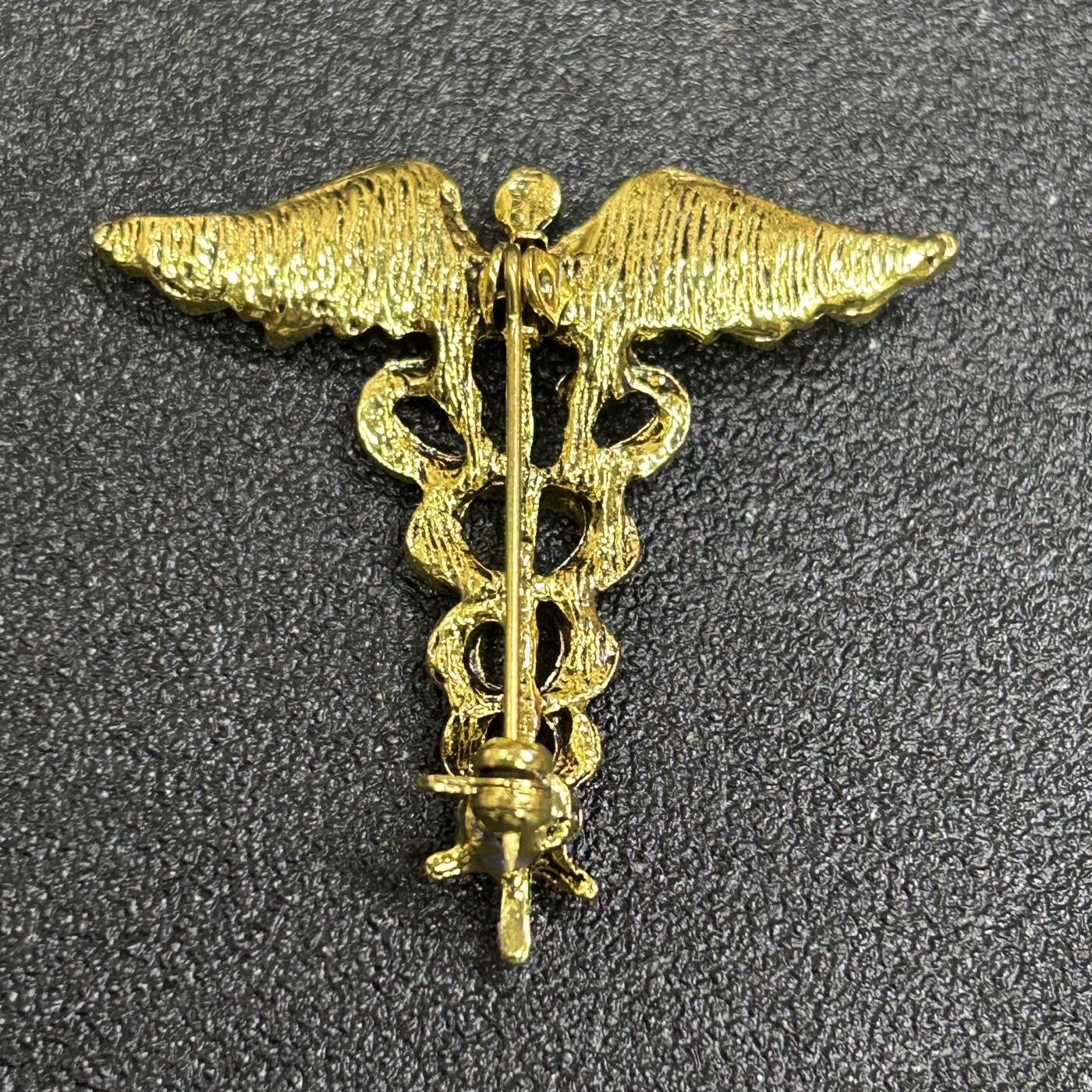 西秦中古拍卖第七十九期  欧美医疗兵徽章 金色