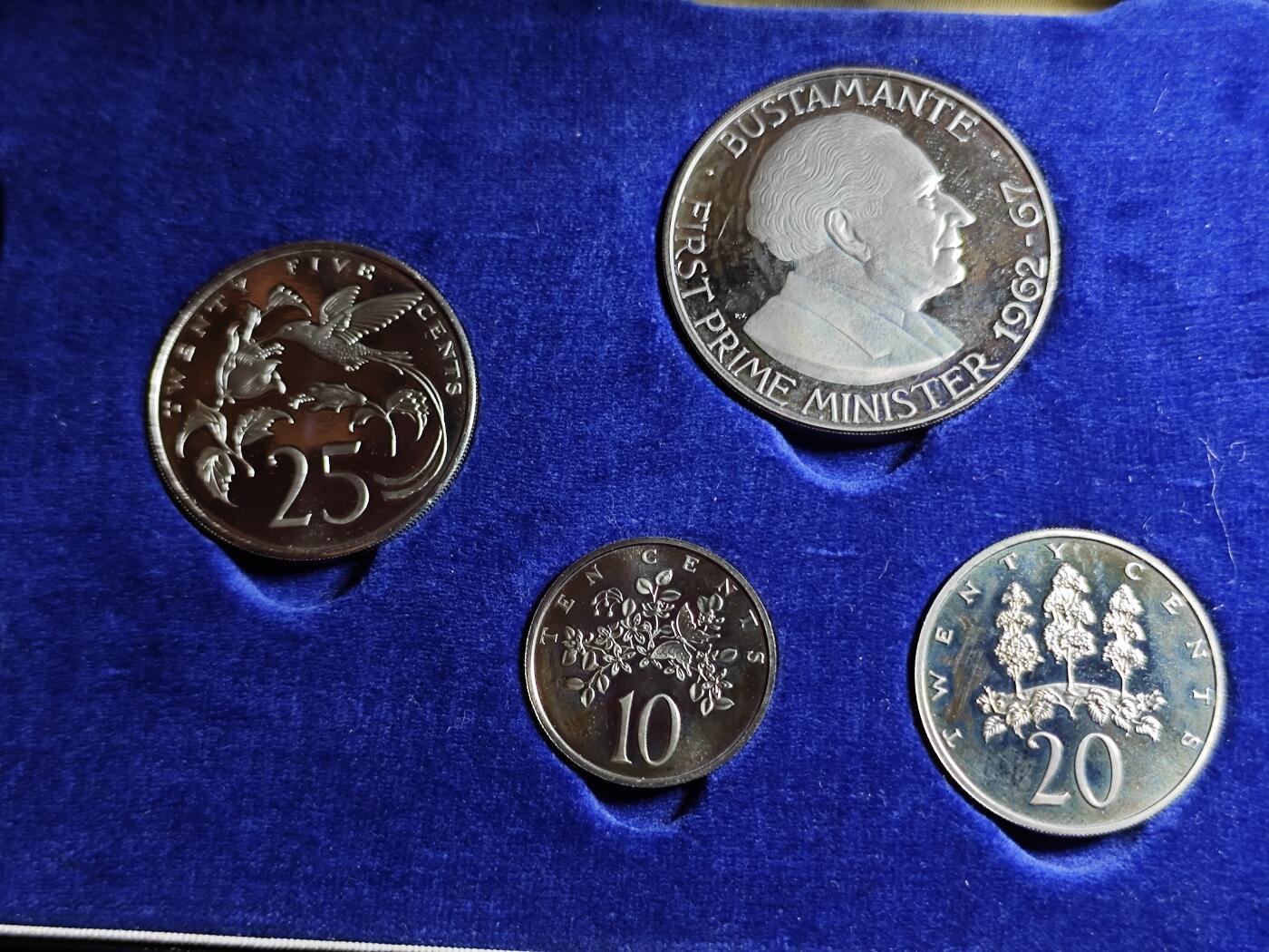 KK钱币收藏小铺   套币 批量/好品散币专场 2月预留时间 周末发货  1971牙买加大小面值精制铜镍套币