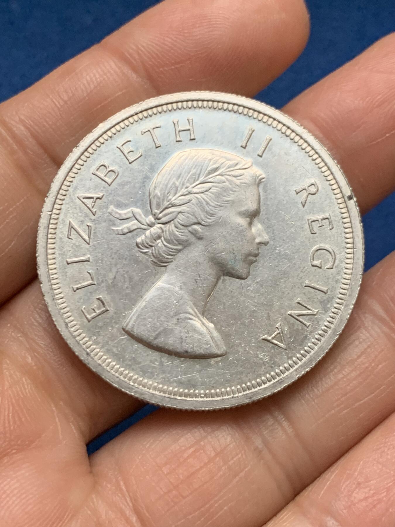 《竞宝斋》第467场 周日，周一 2场连拍 （全场包邮）欢迎送拍 南非1953年羚羊5先令银币