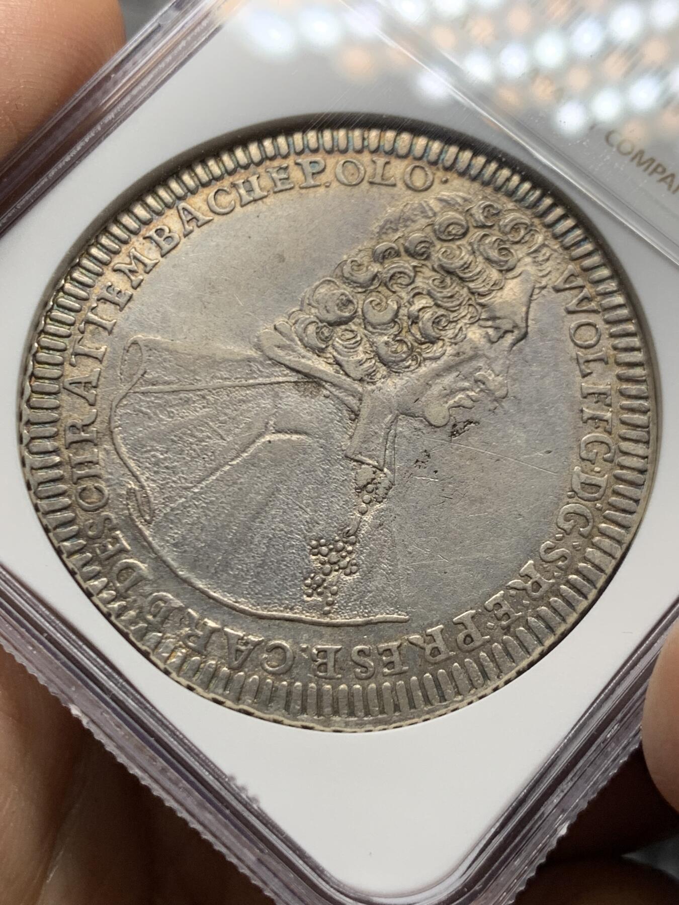 《竞宝斋》第467场 周日，周一 2场连拍 （全场包邮）欢迎送拍 NGC AU55 波西米亚王国 奥洛穆茨主教区 1725年 泰勒大银币 少见人像底板带光可藏