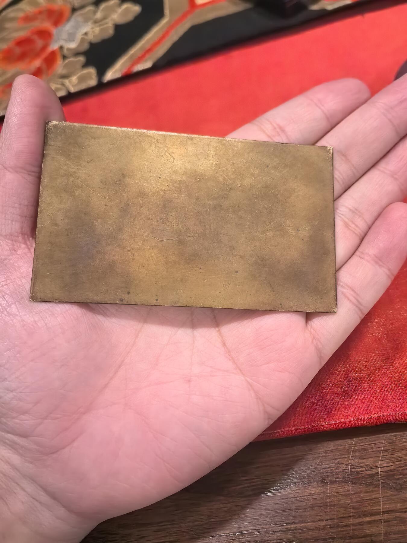 欧洲银章和银币  1968年西班牙蒙克洛亚学院绘画比赛三等奖铜牌解读 这是一枚1968年4月由西班牙马德里**蒙克洛亚学院（Colegio Mayor de la Moncloa）**颁发的绘画比赛三等奖纪念铜牌，见证了西班牙佛朗哥独裁末期的艺术与社会氛围。