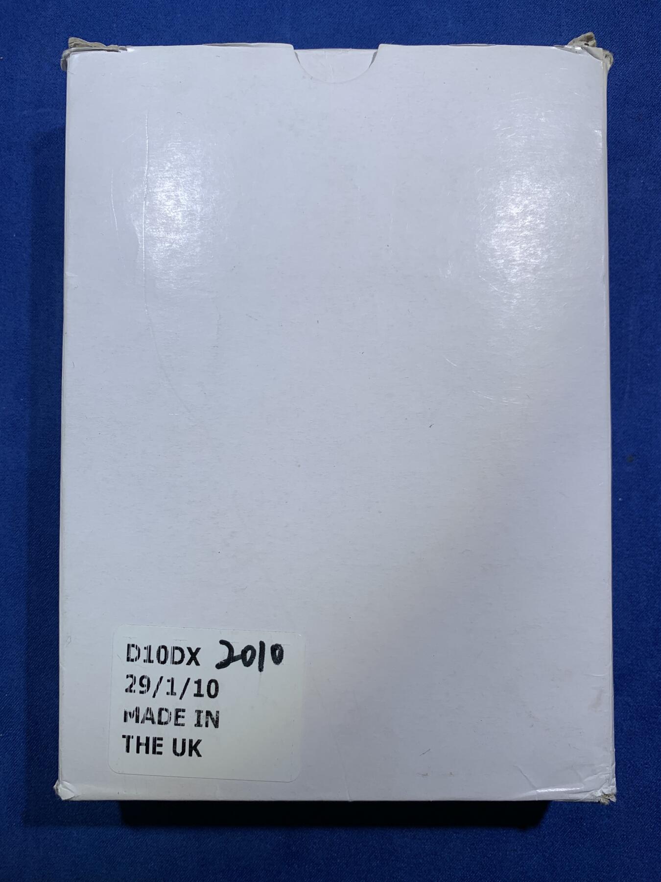 《竞宝斋》第467场 周日，周一 2场连拍 （全场包邮）欢迎送拍 英国2010官方精制套币 盒证全