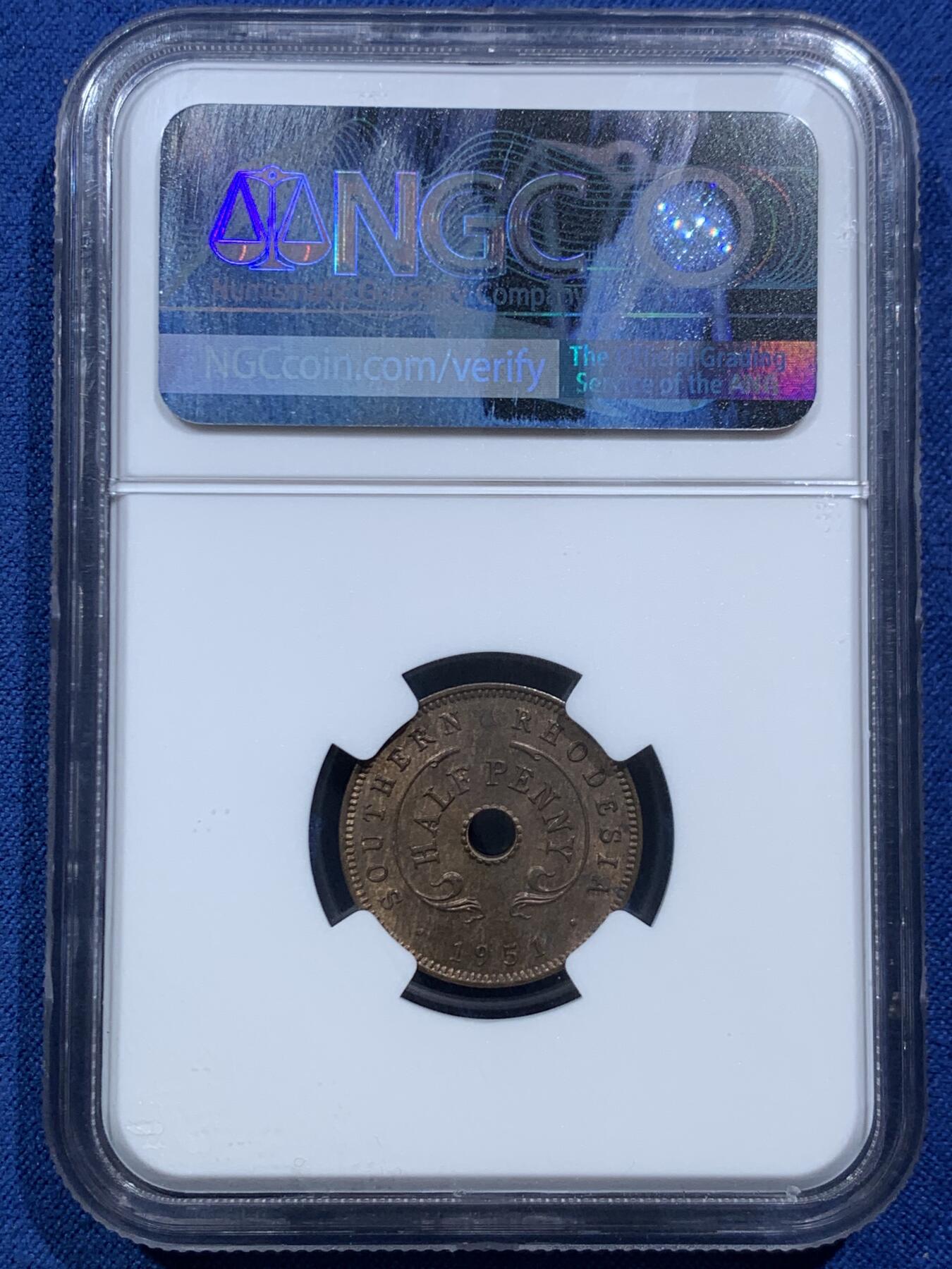 《竞宝斋》第467场 周日，周一 2场连拍 （全场包邮）欢迎送拍 NGC MS64BN 南罗得西亚1951年乔治六世1/2便士