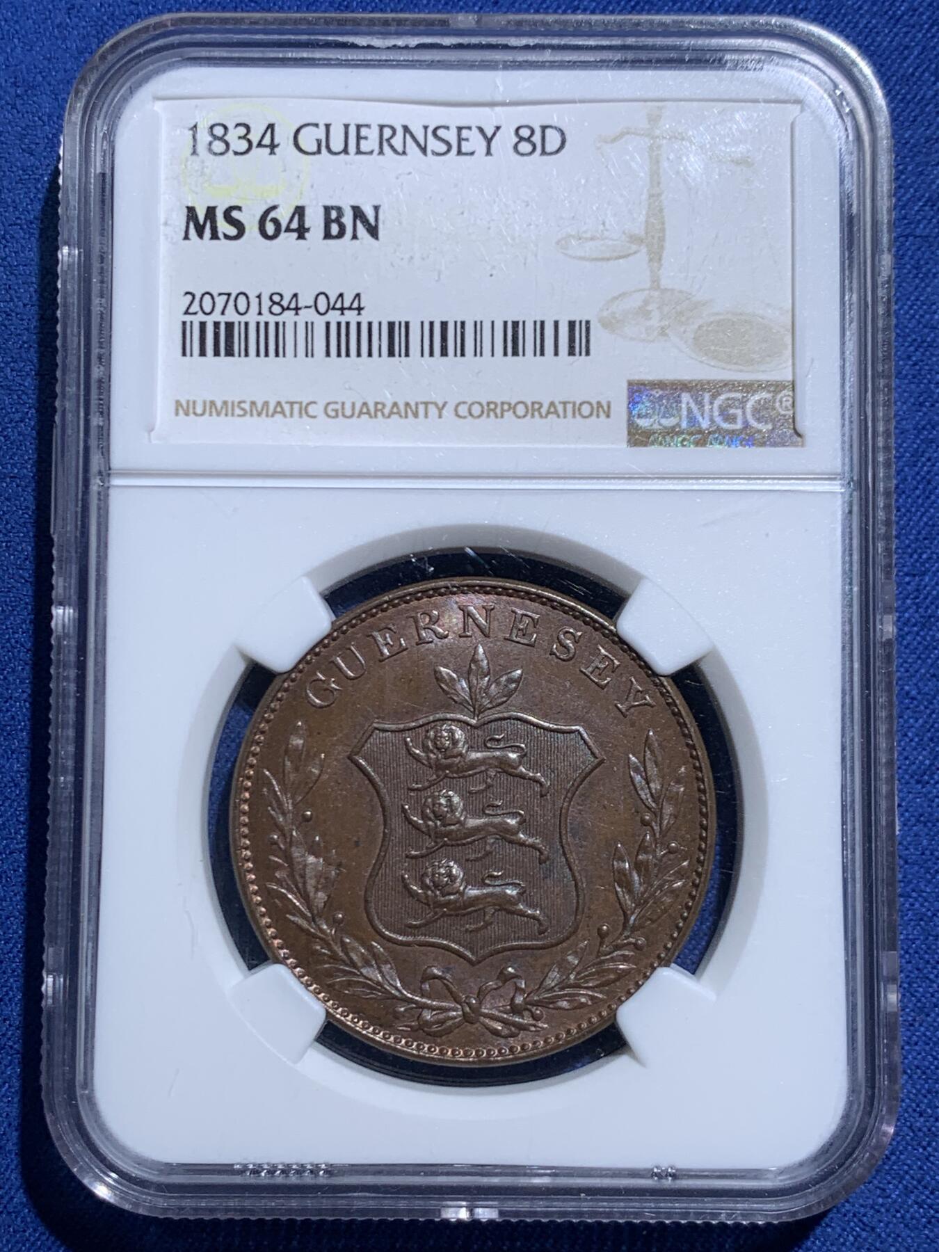 《竞宝斋》第467场 周日，周一 2场连拍 （全场包邮）欢迎送拍 NGC MS64BN 英国皇家属地根西岛1834年8道布大铜币，首版首年份厚重大铜币， 狮鬃狮脸轮廓清晰