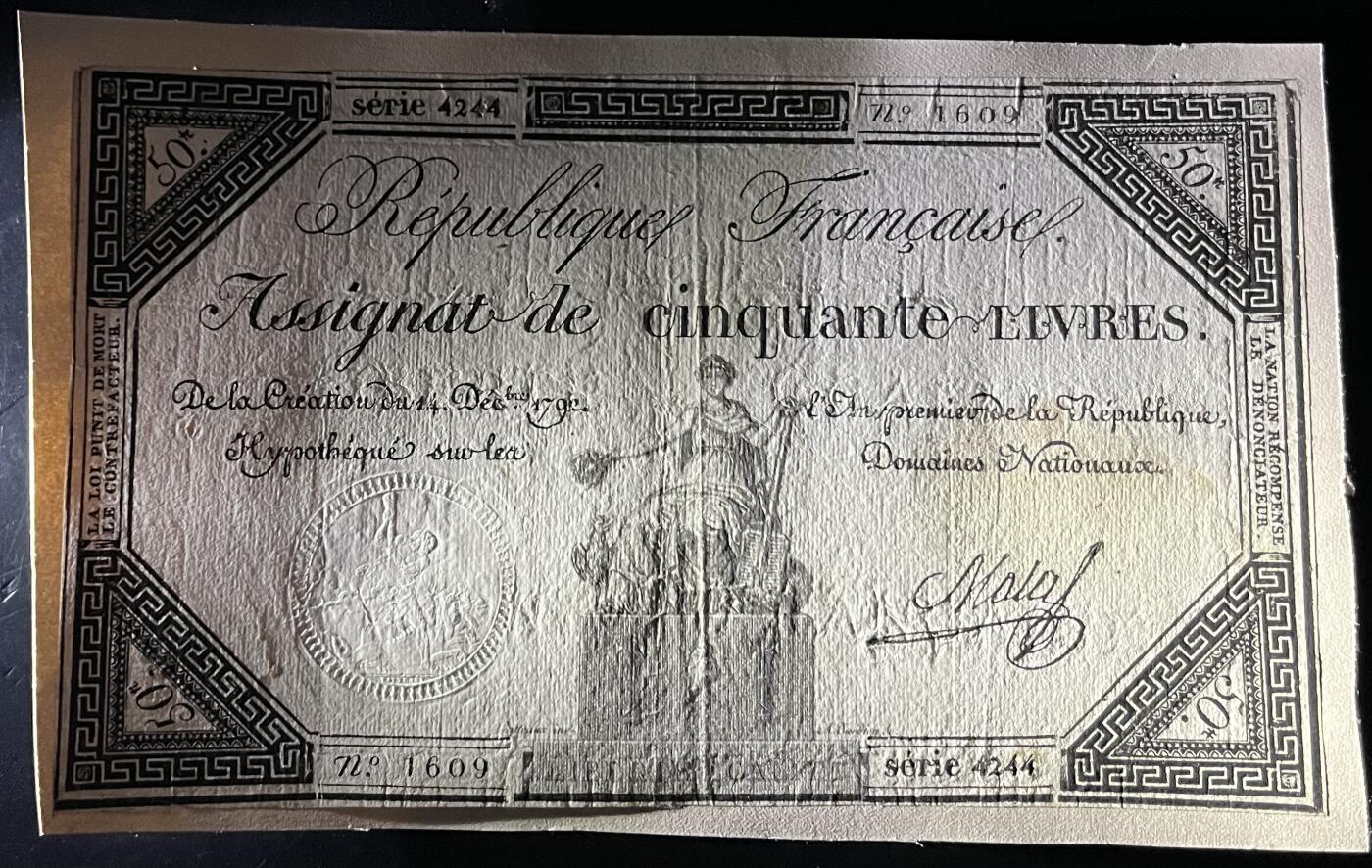 小福收藏拍卖第202期 流通品相裸钞 特惠场 本场全部为欧洲纸币【佣金仅收2% 不设最低佣金 全场包邮】 法国 1792年 50Livres 单面印刷 粘贴在纸卡上