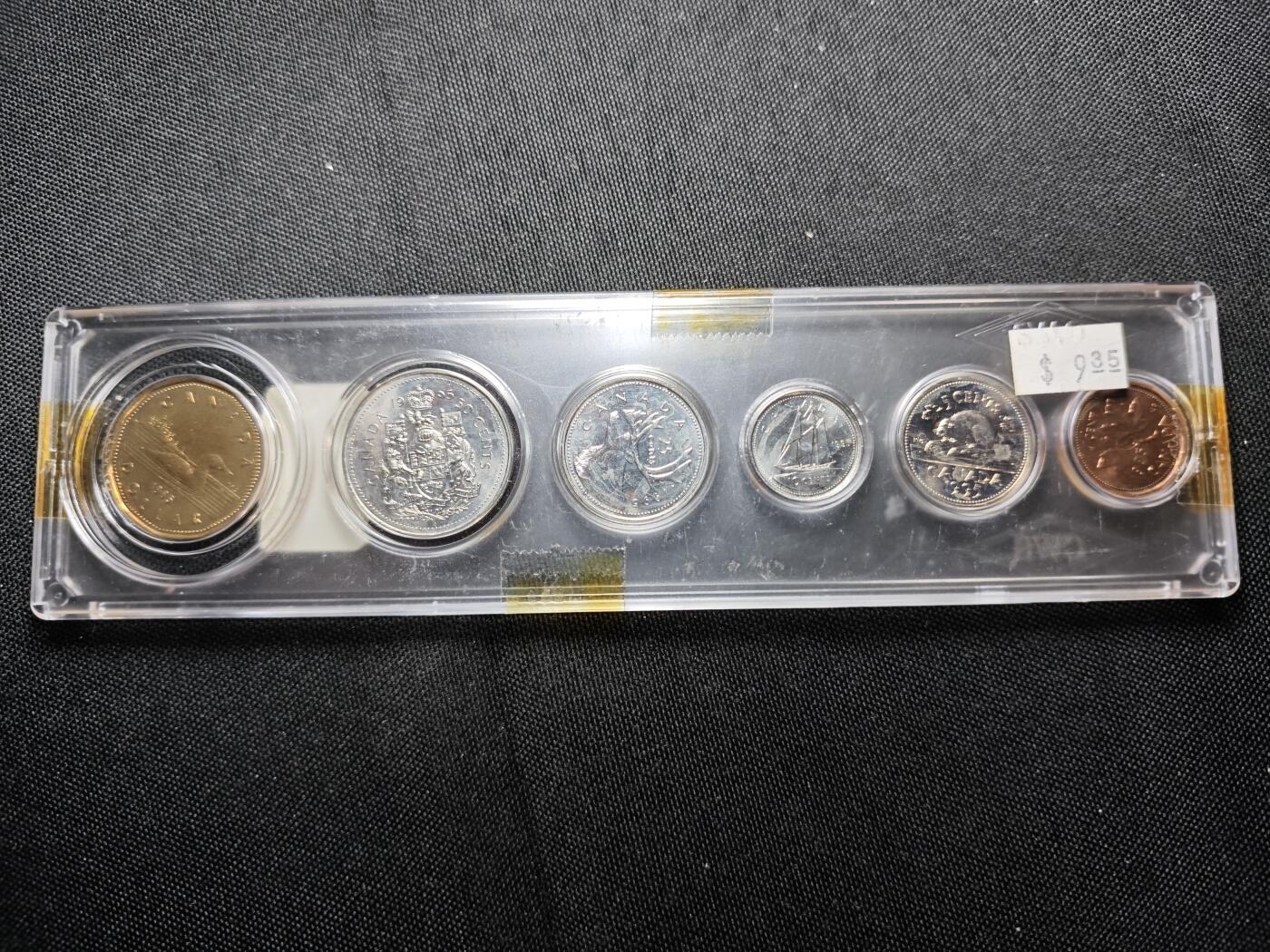 KK钱币收藏小铺   套币 批量/好品散币专场 2月预留时间 周末发货  1995加拿大大小面值清年一套