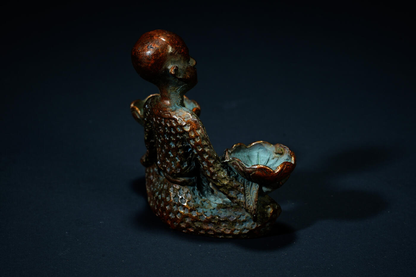 上海都达杂项专场四十四【全场包邮】  尼泊尔铜佛香插造像