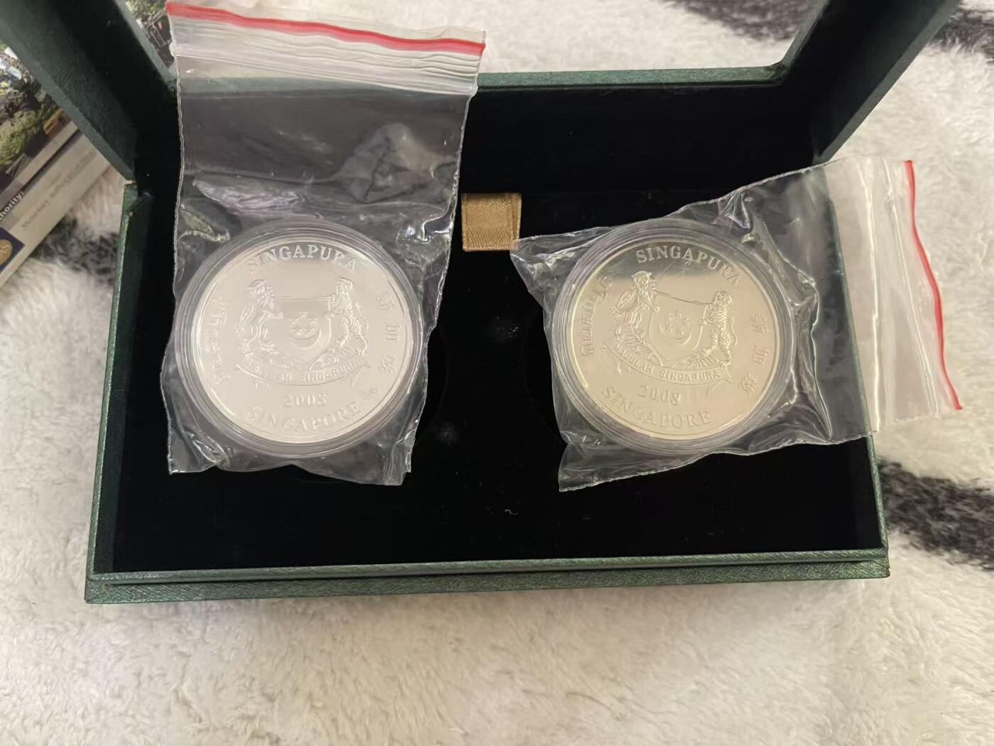 ❤️【币观天下】❤️ 第343期钱币秒杀拍卖场- 2026.3.6周五晚上6点半场 长期征集拍品  新加坡2008年樟宜机场T3航站楼建成纪念币双粒银+铜镍铜镍稍有氧化