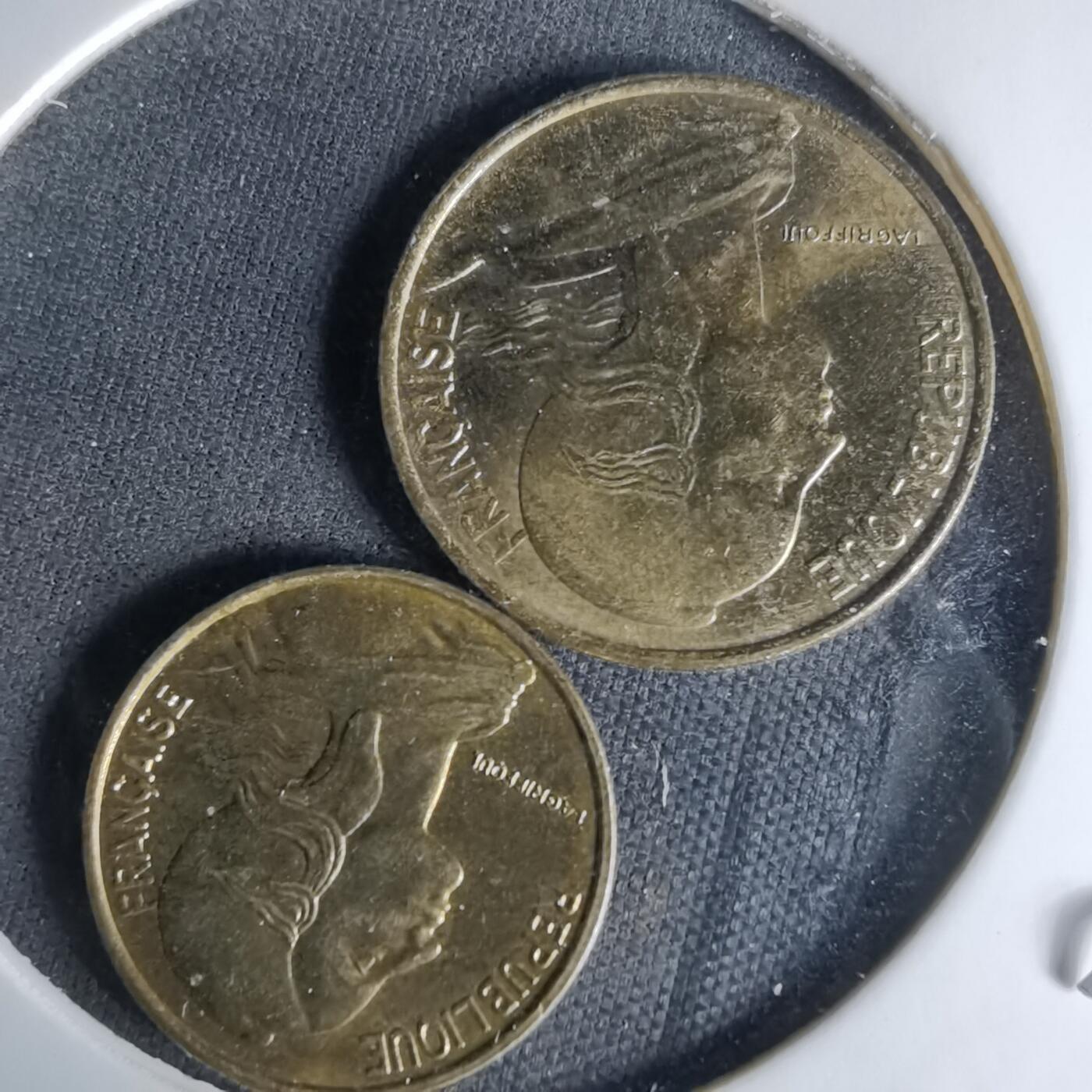 沼泽如烟--第1008场 法国两枚