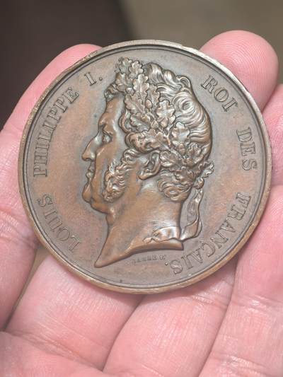 欧洲铜章和回流杂项第一场 - 1840年法国路易·菲利普一世农业奖励铜章 这是一枚1840年法国路易·菲利普一世时期，为表彰农业从业者Philibert Rampon而颁发的铜质奖章，由著名雕刻师让-雅克·巴雷（Jean-Jacques Barre，即“BARRE F.”）设计