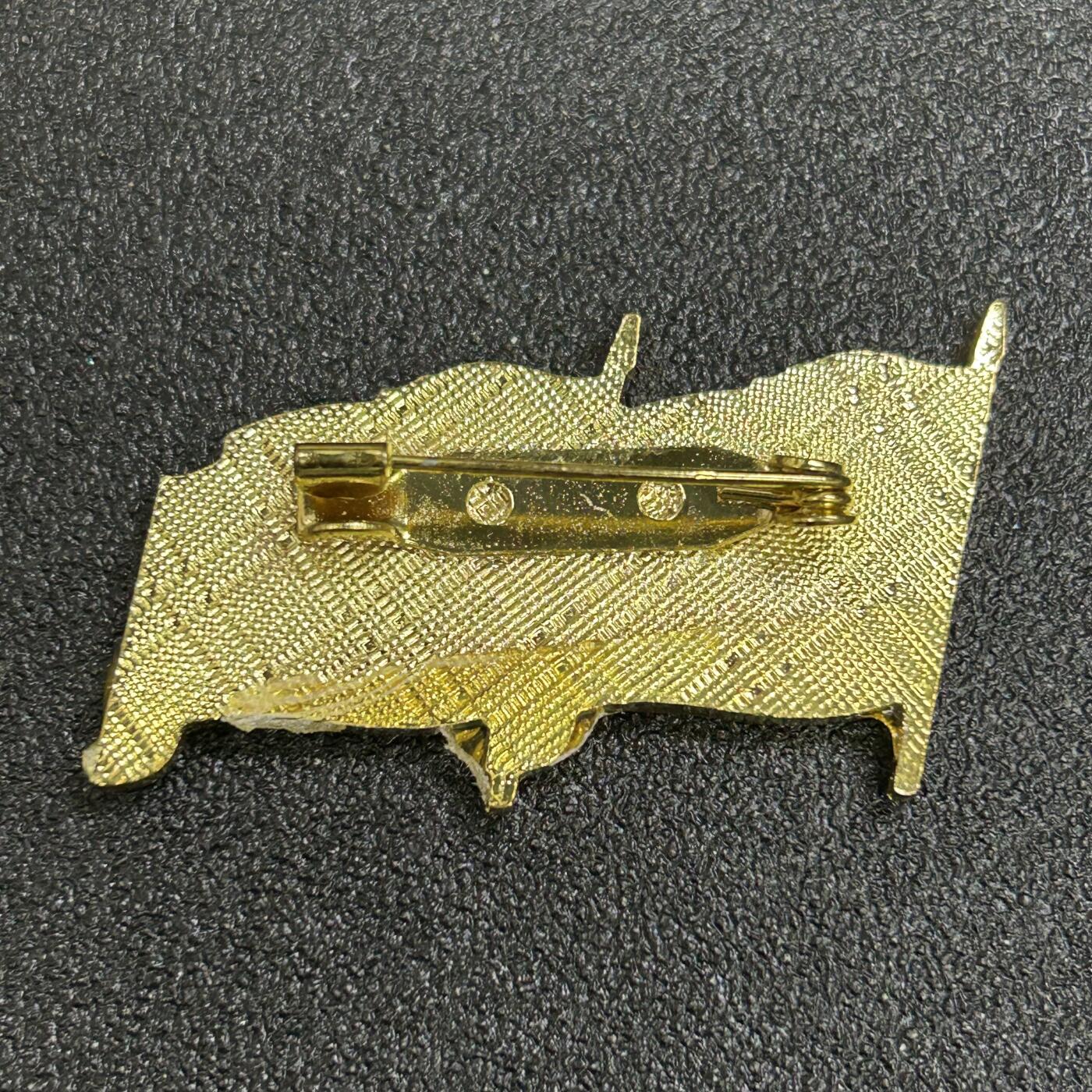 西秦中古拍卖第七十九期  老挝人民革命党党员证章