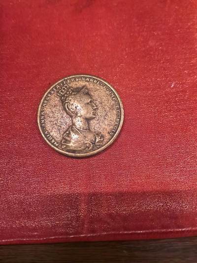 欧洲银章和银币 -  奥地利帝国玛丽亚·安娜皇后布拉格加冕纪念铜章（1836年）解读 这是一枚为纪念奥地利帝国皇后玛丽亚·安娜（Maria Anna of Savoy）于1836年9月在布拉格加冕为波西米亚女王而发行的官方纪念铜章，属于哈布斯堡王朝重要的历史实物。