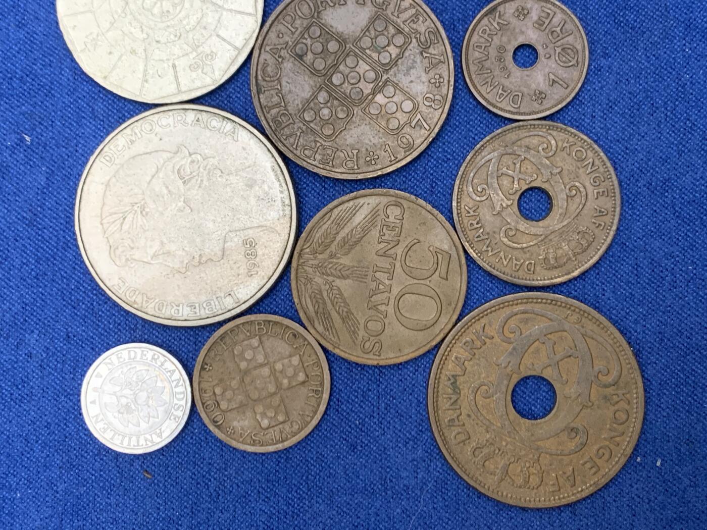 《竞宝斋》第467场 周日，周一 2场连拍 （全场包邮）欢迎送拍 14枚一组 世界各国钱币