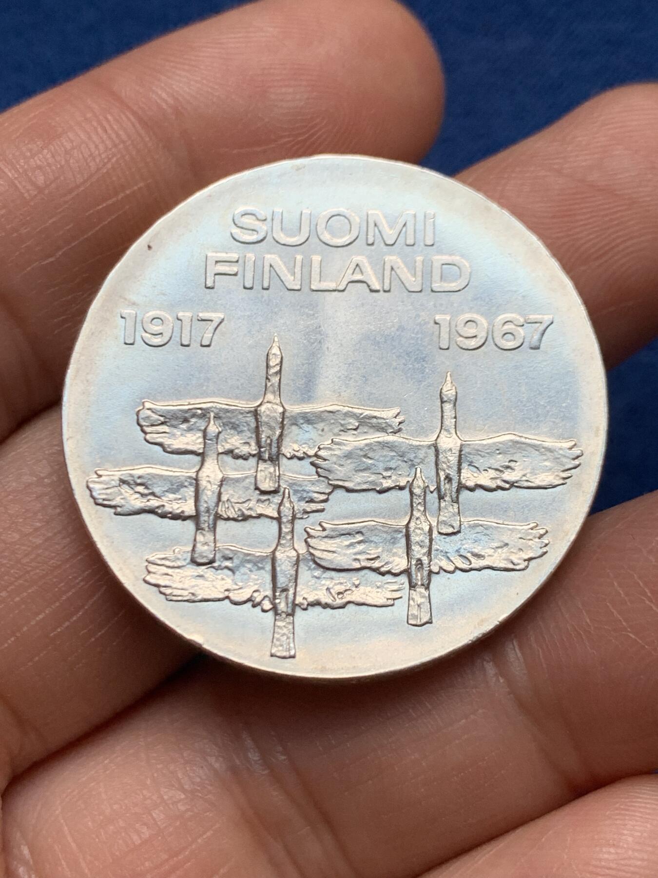 《竞宝斋》第467场 周日，周一 2场连拍 （全场包邮）欢迎送拍 芬兰1967年独立50周年纪念银币 900银 24.1克