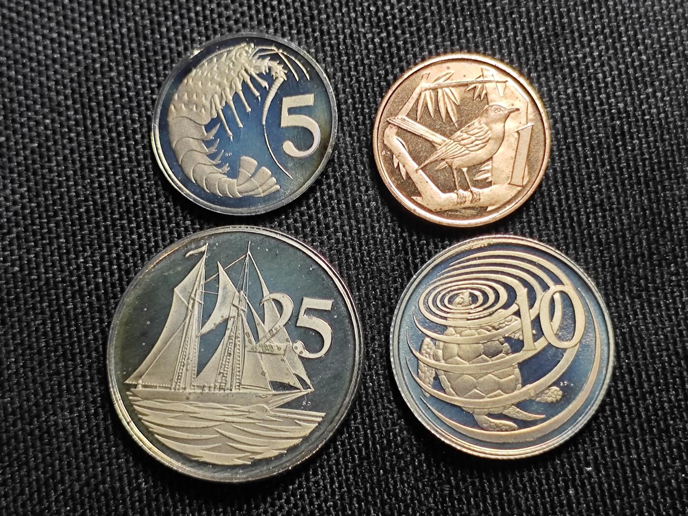 KK钱币收藏小铺   套币 批量/好品散币专场 2月预留时间 周末发货  1974开曼群岛铜镍精制套币