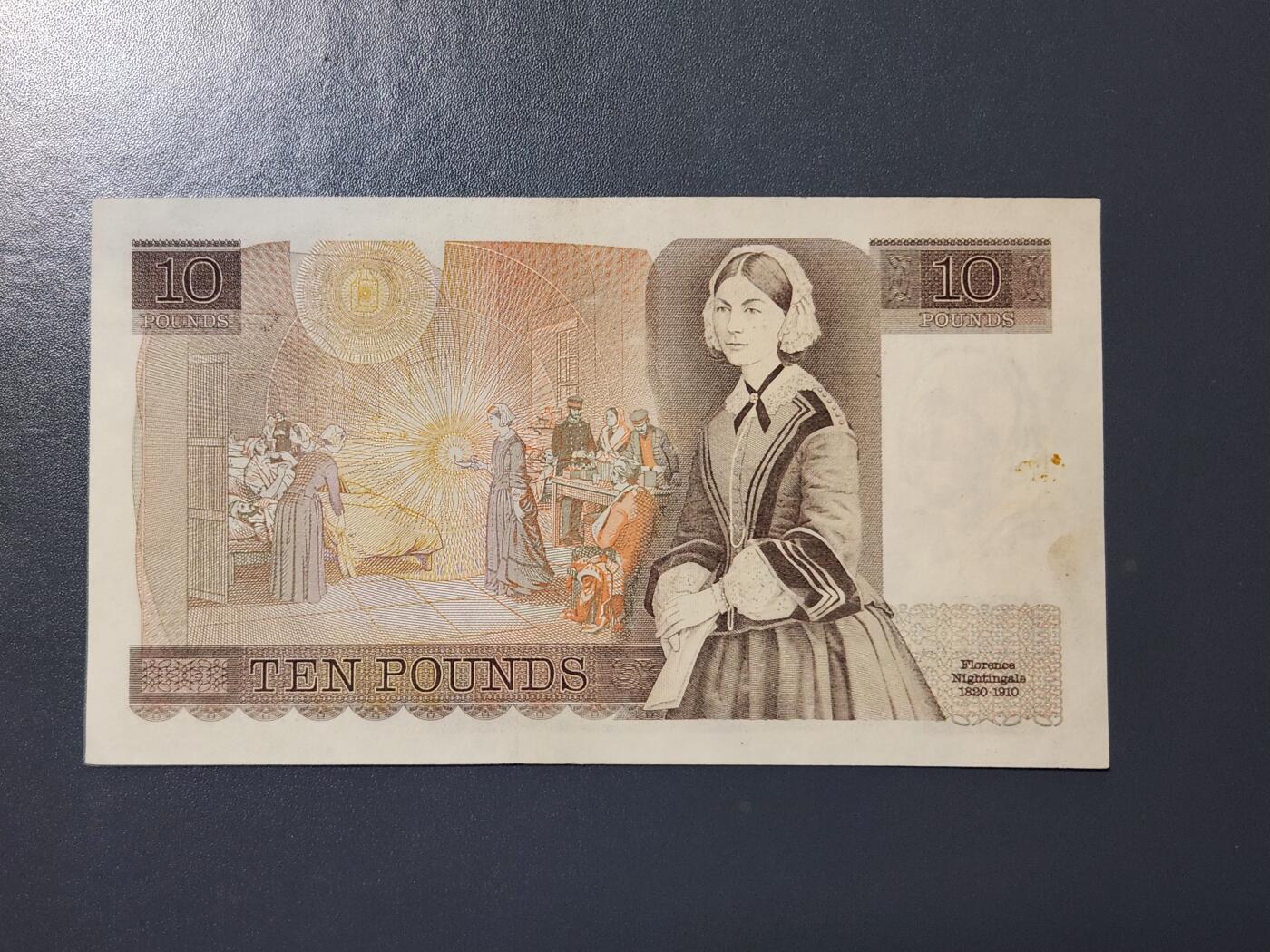 3月2号晚上8点 外国纸币自动截拍第33场 英国10镑美品