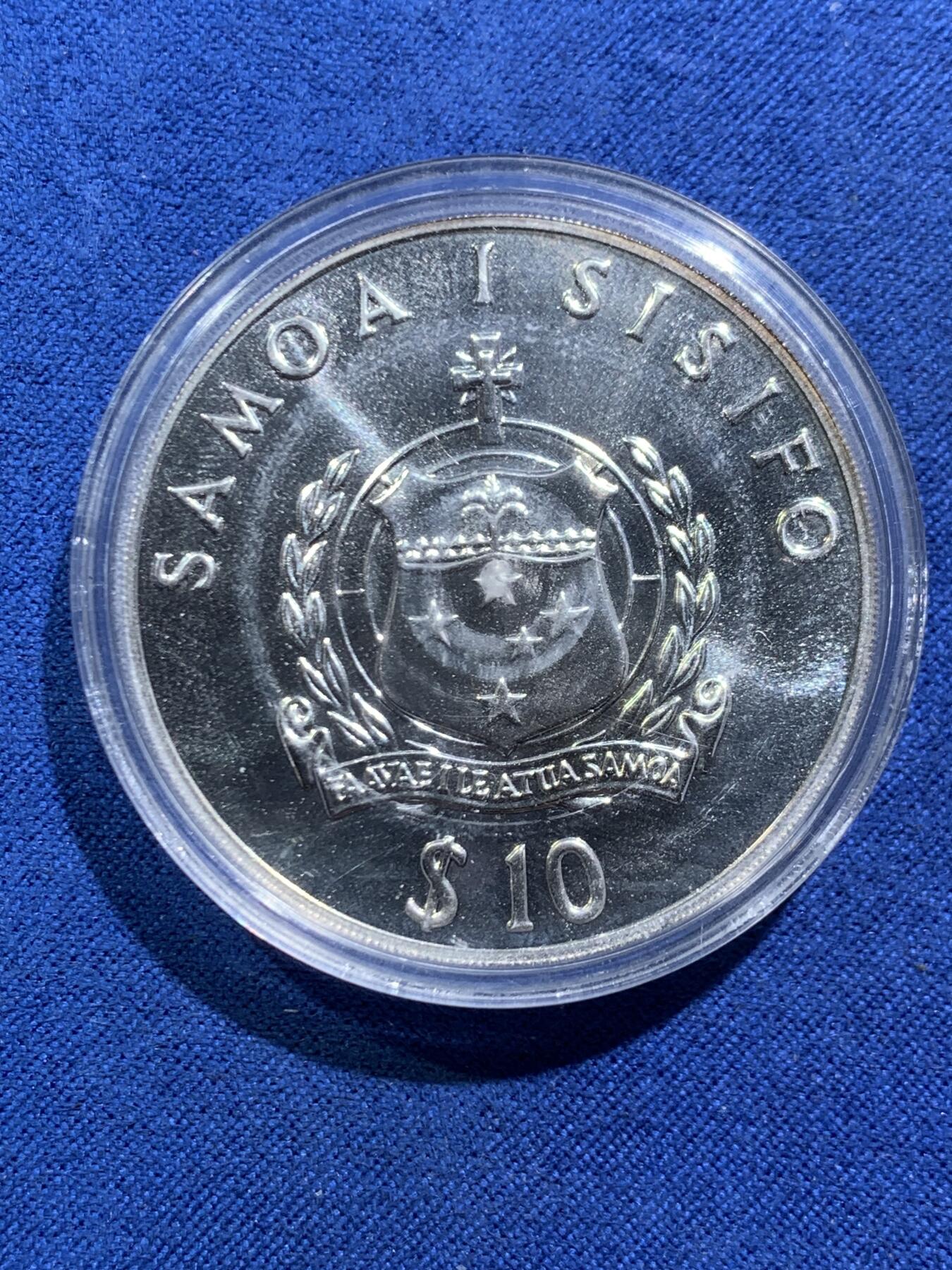 《竞宝斋》第467场 周日，周一 2场连拍 （全场包邮）欢迎送拍 萨摩亚1988年汉城奥运会大银币 27g 925银 带盒